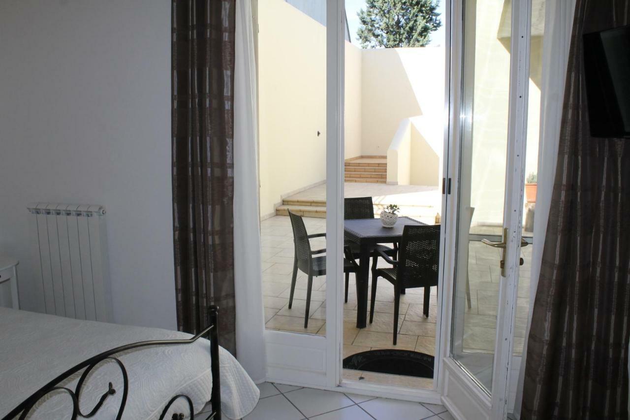 B&B Villa 16 Pini Lecce Dış mekan fotoğraf