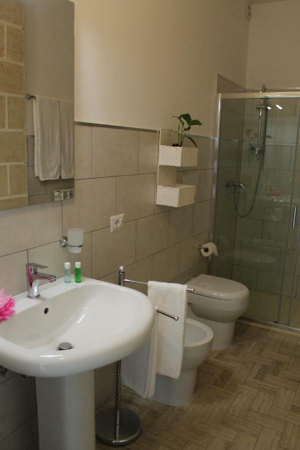 B&B Villa 16 Pini Lecce Dış mekan fotoğraf